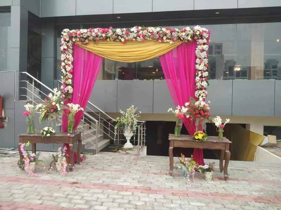 Jb Residency Zirakpur !! Top Rated & Most Awarded Property In Zirakpur Hotel Exterior photo