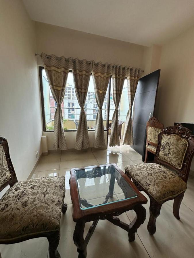 Jb Residency Zirakpur !! Top Rated & Most Awarded Property In Zirakpur Hotel Exterior photo
